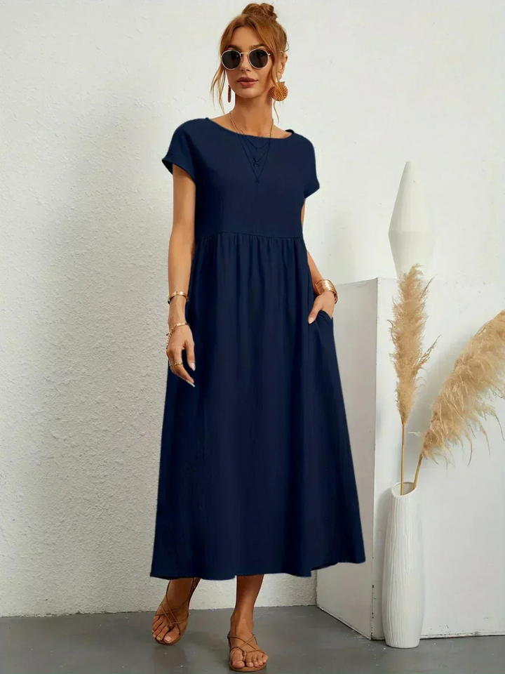 Zoë Ella™ | Elegant Round Neck Dress