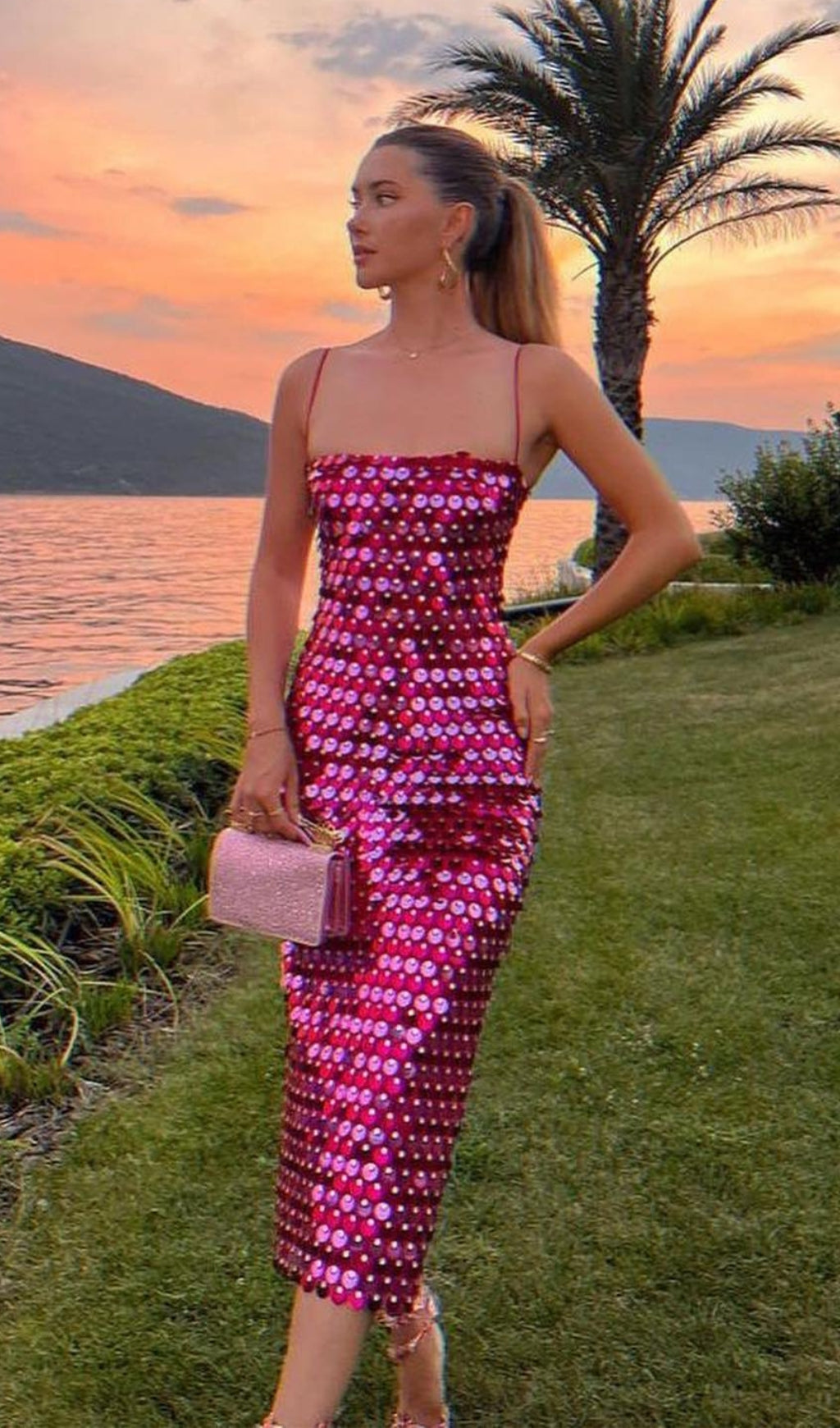 Zoë Ella™  | Jocelyn - Sizzling Sequins Midi Dress