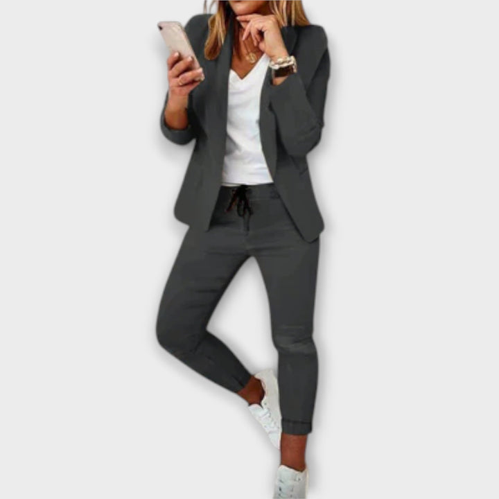 Zoë Ella™ | Sophia – Elegant and comfortable blazer set
